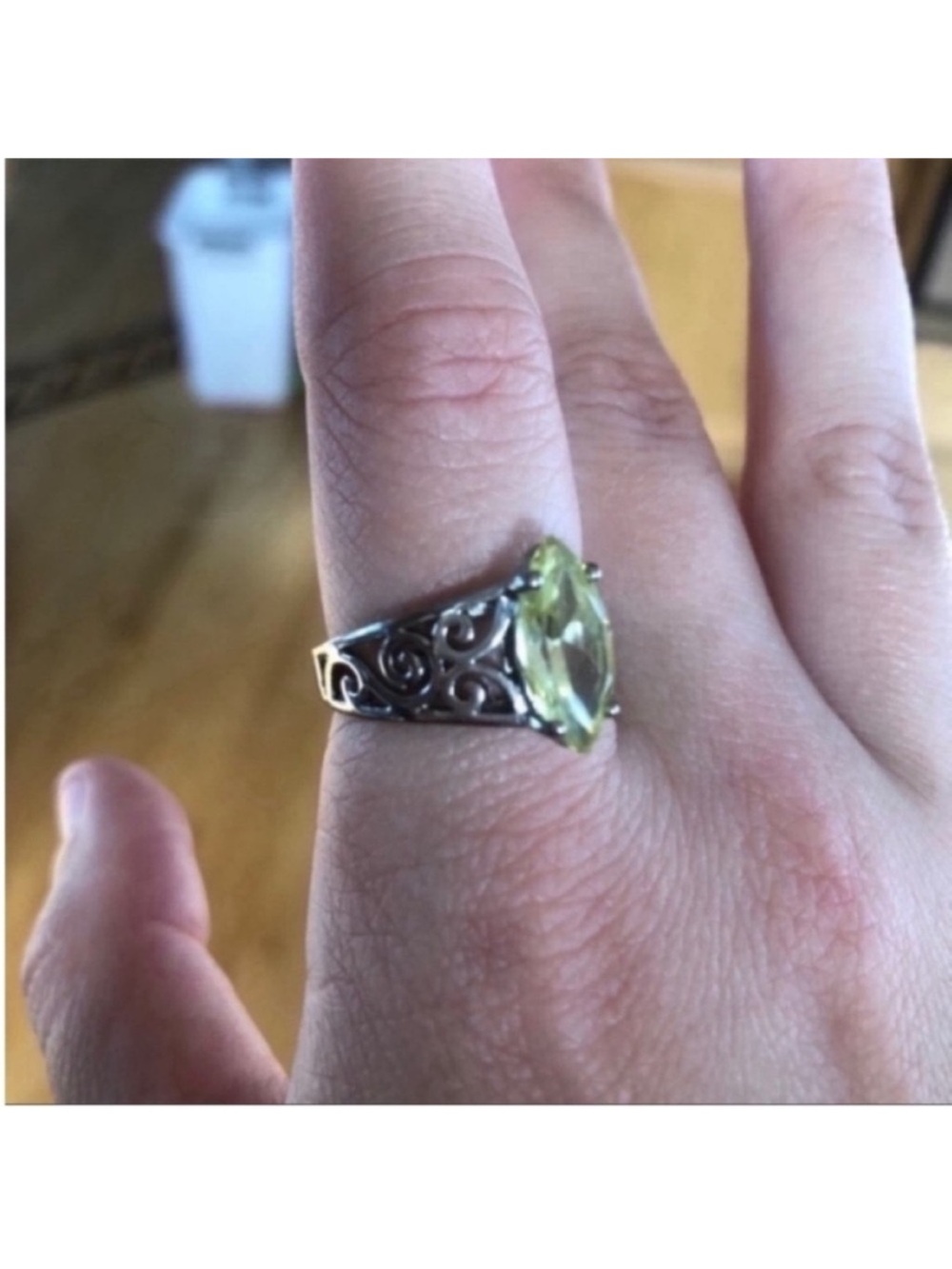 Elegant Sterling Silver yellow  Marquise Gemstone Ring size 7